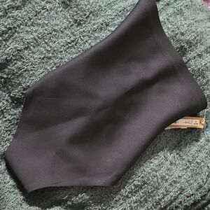 NWT Skims Sculpting High Waisted Thong